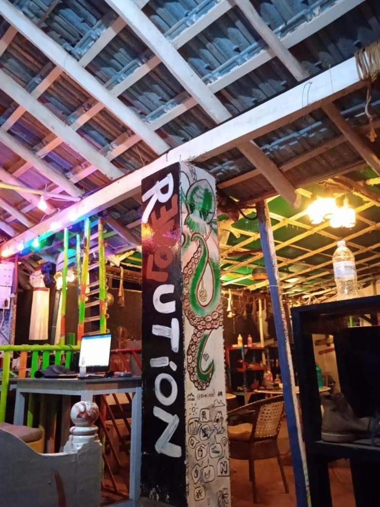 Hippie Hostel Or Goamazing Hostel 安君纳 外观 照片