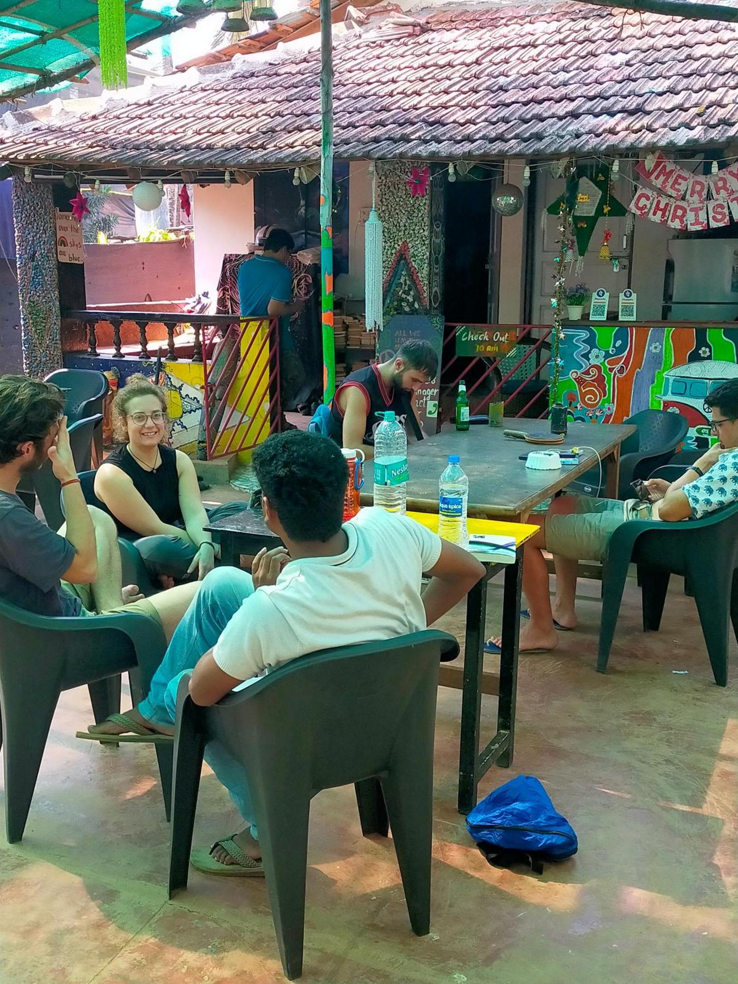 Hippie Hostel Or Goamazing Hostel 安君纳 外观 照片